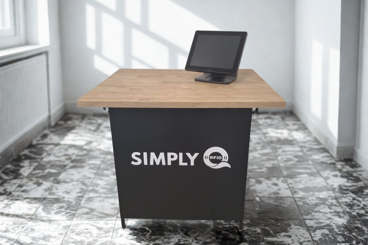 Smart Table w praktyce – automatyczna kontrola jakości i precyzyjna kompletacja
