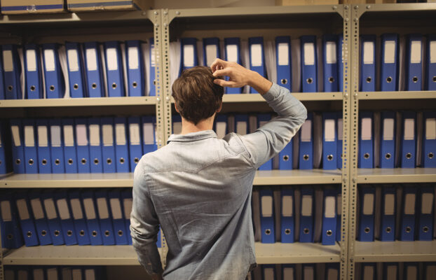 Przestań liczyć, zacznij zarządzać. Automatyzacja zwrotów i ewidencji w archiwach.